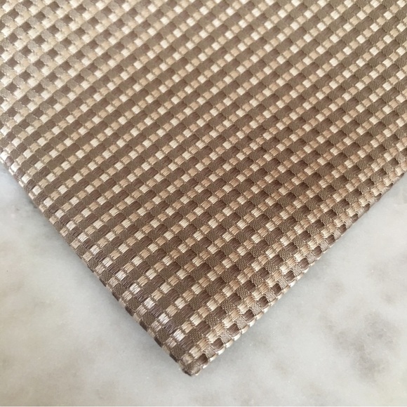 ⚡️ Geoffrey Beene Pure Silk Tie Micro Jacquard-Woven Pattern Gold Cream Detail - Picture 3 of 6